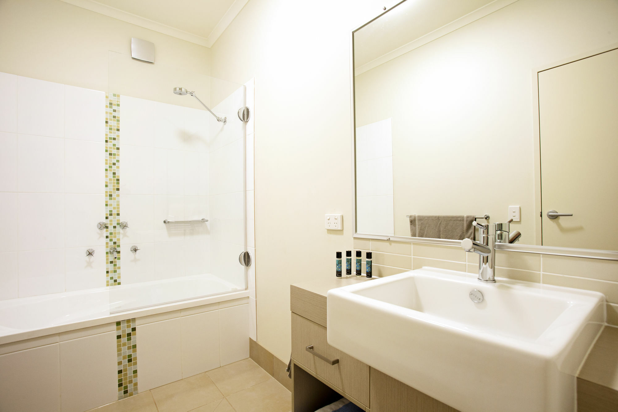 Freshwater East Kimberley Apartments Кунунура Екстериор снимка